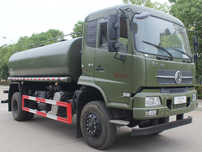 東風(fēng)天錦四驅(qū)越野灑水車一車多用經(jīng)濟(jì)實(shí)用